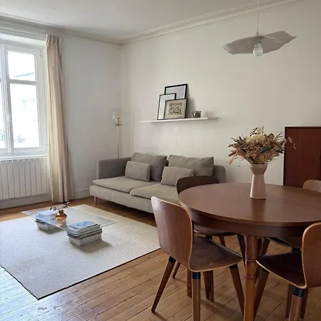 De Charme - Hyper Centre Avec Parking Prive Apartment *