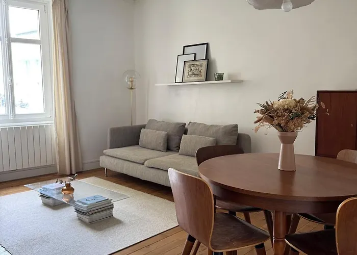 De Charme - Hyper Centre Avec Parking Prive Daire *