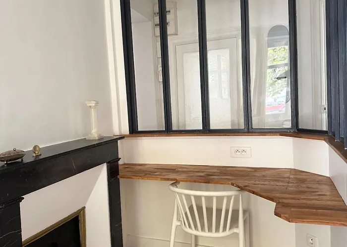 De Charme - Hyper Centre Avec Parking Prive Apartment